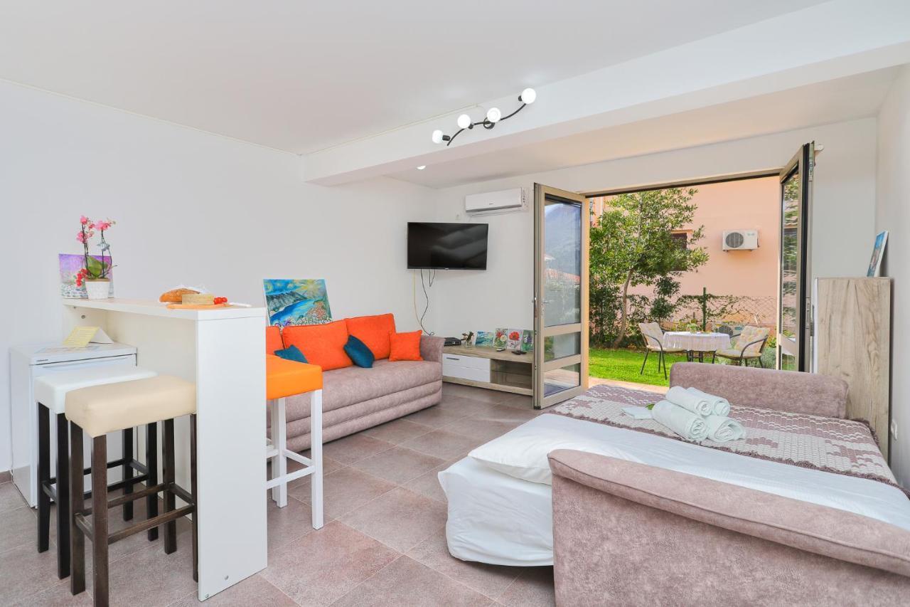 Apartment Castellino Котор Екстериор снимка