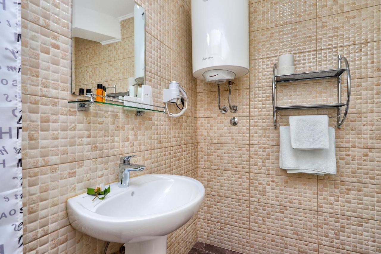 Apartment Castellino Котор Екстериор снимка